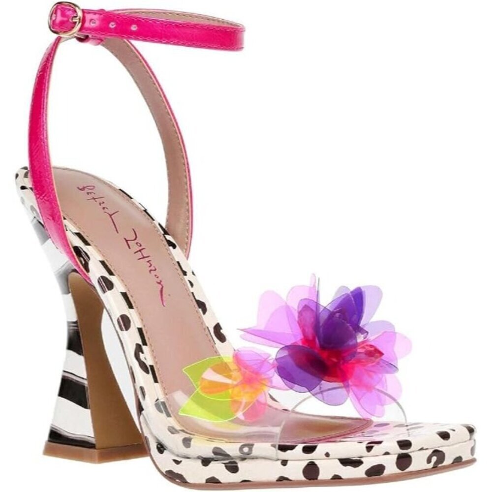 Betsey Johnson Women's Jasper Dress Sandals / Shoes Size: 5.5 Nib